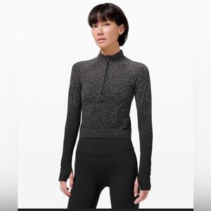 Lululemon Rest Less Cropped Half Zip Womens Size 8 Herringbone Fade Black White